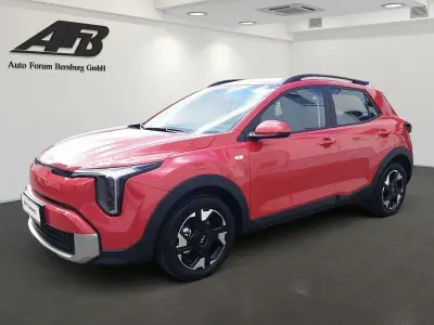 Neu Kia Stonic Silver 101 PS (74 kW) 2026 Rot SUV