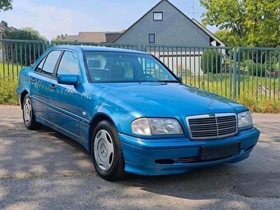 Mercedes C180
