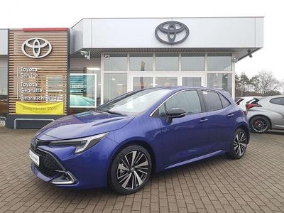 Neu Toyota Corolla 140 PS (102 kW) 2025 Juniper blue Limousine