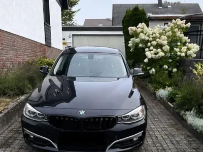 Gebraucht BMW 320 184 PS (135 kW) 2013 Schwarz Limousine