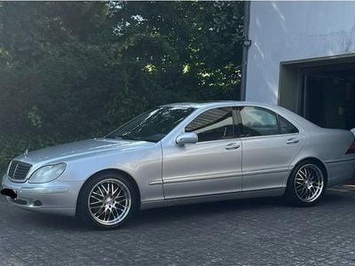 Gebraucht Mercedes S320 224 PS (164 kW) 1999 Silber Limousine