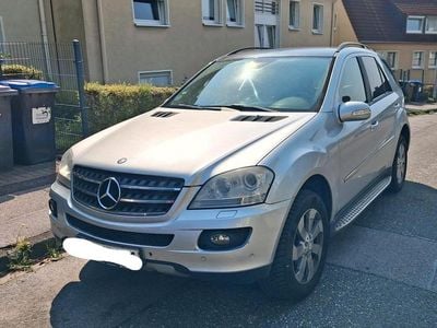 Mercedes ML320