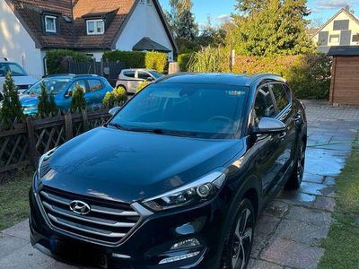 Gebraucht Hyundai Tucson Advantage 177 PS (130 kW) 2017 Schwarz SUV