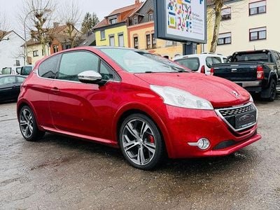 Rot Gebraucht 2013 Peugeot 208 GTi Kleinwagen | 8.900 € (Fairer Preis)