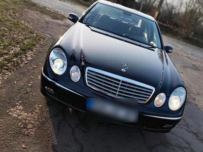 Second-hand Mercedes E350 272 CP (200 kW) 2005 Albastru Berlinǎ