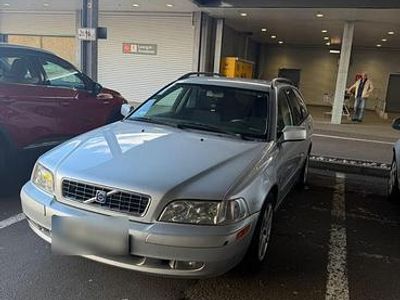 Gebraucht Volvo V40 153 PS (112 kW) 2003 Grau Kombi