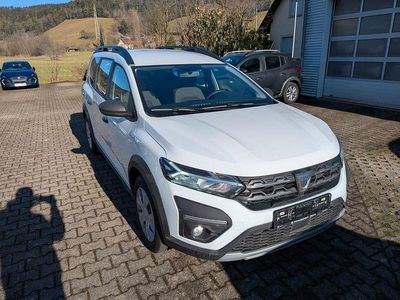 Weiß Gebraucht 2022 Dacia Jogger Essentiel Van / Kleinbus | 15.990 € (Fairer Preis)