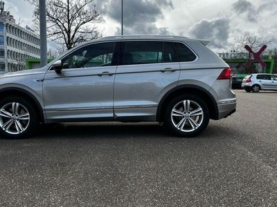 gebraucht VW Tiguan 2.0 TSI 132kW DSG 4MOTION RLine ACC. DCC