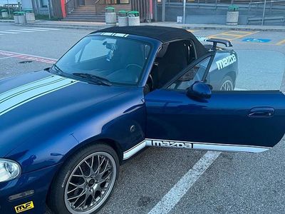 Blau Gebraucht 2004 Mazda MX5 Cabrio | 6.000 € (Etwas zu teuer)