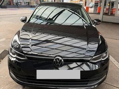 Gebraucht VW Golf VIII Move 150 PS (110 kW) 2023 Schwarz Kleinwagen