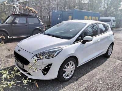 Gebraucht Ford Fiesta Trend 86 PS (63 kW) 2018 Weiß Kleinwagen