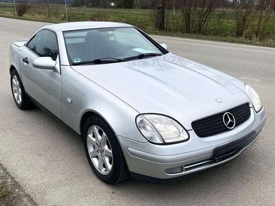 Gebraucht Mercedes SLK230 193 PS (141 kW) 1998 Silber Cabrio