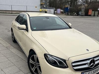 Mercedes E220