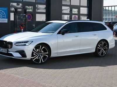 Crystal white / metallic Gebraucht 2023 Volvo V90 Plus Kombi | 53.900 €