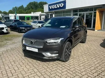 Gebraucht Volvo XC90 Plus 235 PS (172 kW) 2023 Grau SUV
