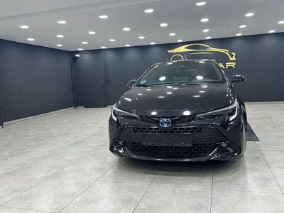 Gebraucht Toyota Corolla Hybrid Team 98 PS (72 kW) 2024 Schwarz Limousine