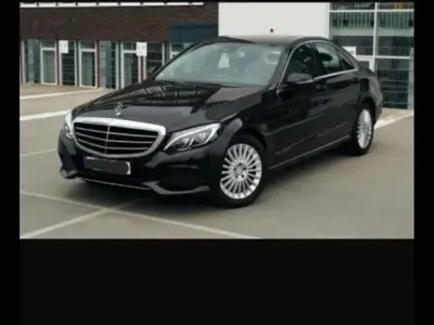 Gebraucht Mercedes C220 170 PS (125 kW) 2016 Schwarz Limousine