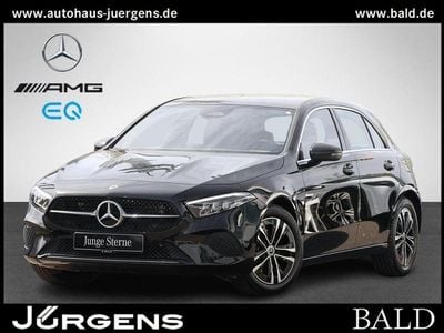 Gebraucht Mercedes A200 Progressive 163 PS (119 kW) 2025 Schwarz metalliclack kosmossch Limousine