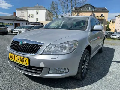 Używany Skoda Octavia 105 KM (77 kW) 2013 Srebrny Kombi