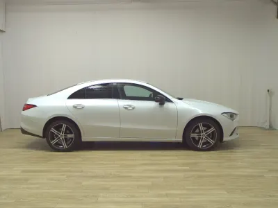 Second-hand Mercedes CLA200 Progressive 150 CP (110 kW) 2021 Alb Berlinǎ