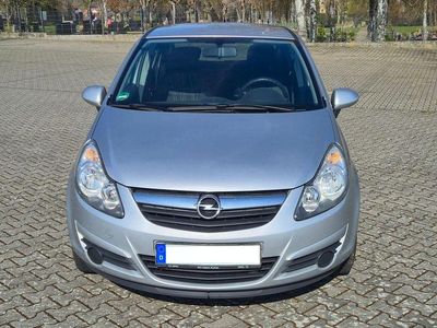 Gebraucht Opel Corsa Edition 101 PS (74 kW) 2010 Silber Kleinwagen