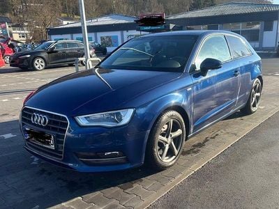 Gebraucht Audi A3 S-Line 179 PS (131 kW) 2015 Blau Limousine