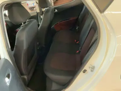 Gebraucht Hyundai i10 Style 87 PS (63 kW) 2017 Weiß Kleinwagen