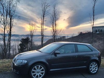 Grau Gebraucht 2005 Audi A3 S-Line Coupé | 13.300 €