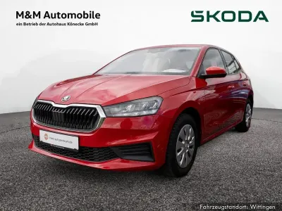 Gebraucht Skoda Fabia Ambition 80 PS (58 kW) 2023 Velvet rot Kleinwagen