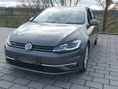 gebraucht VW Golf VII Lim. 1.5TSi Highli*DSG*Navi*LED*Massage