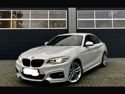 BMW 225