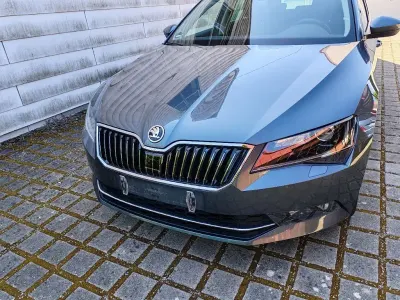 Gebraucht Skoda Superb Style 220 PS (161 kW) 2018 Grau Kombi
