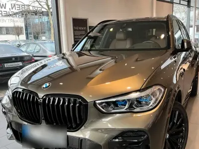 Gebraucht BMW X5 M Sport 286 PS (210 kW) 2022 Andere farben SUV