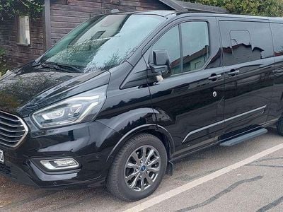 Usata Ford Tourneo Titanium X 185 CV (136 kW) 2022 Nero Monovolume