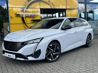 Gebraucht Peugeot 308 SW Allure 131 PS (96 kW) 2025 Weiß Kombi
