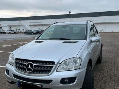 Mercedes ML280