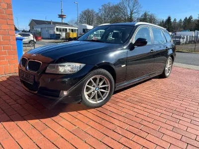 Gebraucht BMW 320 184 PS (135 kW) 2011 Schwarz Kombi