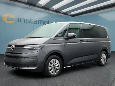 Gebraucht VW Multivan 150 PS (110 kW) 2024 Grau Van / Kleinbus