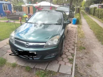 Gebraucht Opel Astra Cabriolet 140 PS (102 kW) 2006 Grün Cabrio