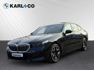Gebraucht BMW 520 M Sport 197 PS (144 kW) 2025 Black sapphire metallic (schwarz) Limousine