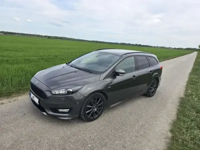 Usata Ford Focus ST 182 CV (133 kW) 2017 Grigio Station wagon