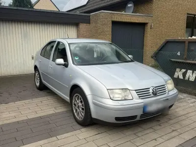 Gebraucht VW Bora 101 PS (74 kW) 1999 Silber Limousine
