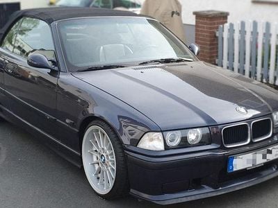 Violet Gebraucht 1995 BMW 328 Cabriolet M Sport Cabrio | 11.999 €