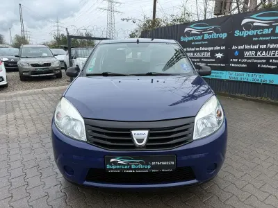 Second-hand Dacia Sandero Basis 75 CP (55 kW) 2009 Albastru Berlinǎ
