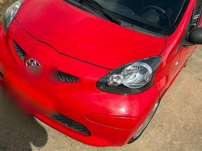 Usata Toyota Aygo 68 CV (50 kW) 2008 Rosso Utilitaria