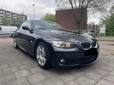 Gebraucht BMW 325 Cabriolet M Sport 218 PS (160 kW) 2010 Schwarz Cabrio