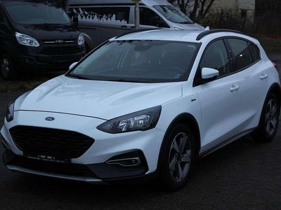 Gebraucht Ford Focus Active 125 PS (91 kW) 2019 Frostweiß Limousine