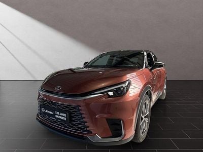 Gebraucht Lexus LBX 136 PS (100 kW) 2025 Schwarz SUV