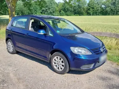 Gebraucht VW Golf IV 105 PS (77 kW) 2005 Blau Kleinwagen
