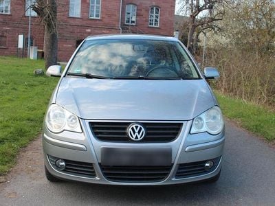 Gebraucht VW Polo 64 PS (47 kW) 2007 Grau Kleinwagen